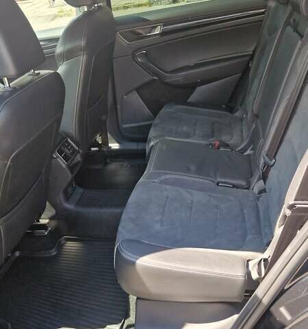Чорний Шкода Kodiaq, об'ємом двигуна 1.97 л та пробігом 235 тис. км за 25500 $, фото 16 на Automoto.ua