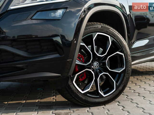 Черный Шкода Kodiaq, объемом двигателя 1.97 л и пробегом 225 тыс. км за 37000 $, фото 2 на Automoto.ua