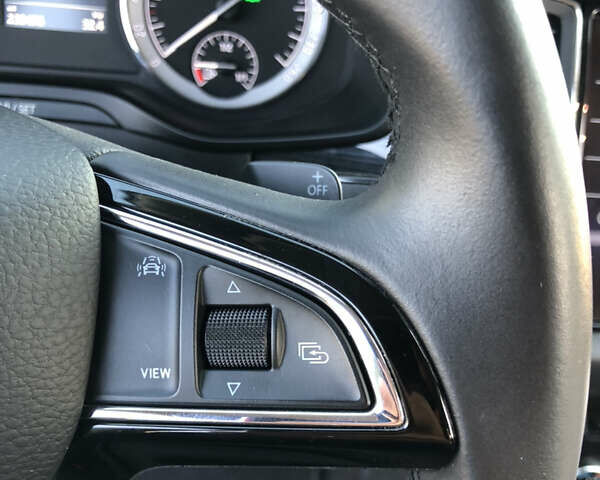 Шкода Kodiaq 2019 у Рівному на Automoto.ua Чорний Шкода Kodiaq, об'ємом двигуна 2.03 л та пробігом 236 тис. км за 25000 $, фото 42 на Automoto.ua