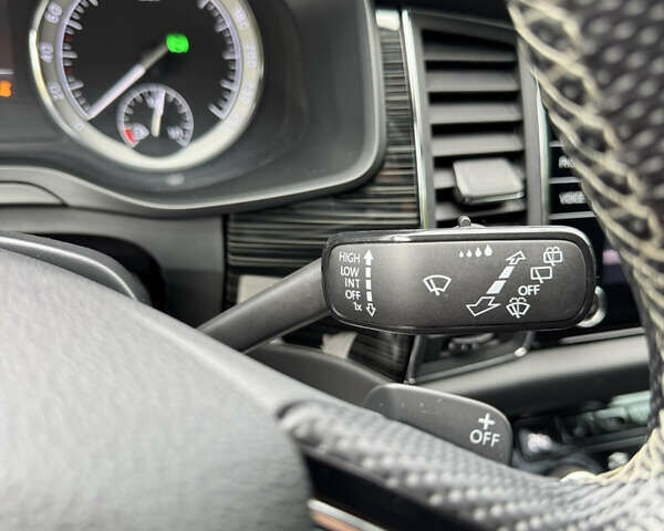 Черный Шкода Kodiaq, объемом двигателя 1.97 л и пробегом 230 тыс. км за 26888 $, фото 22 на Automoto.ua