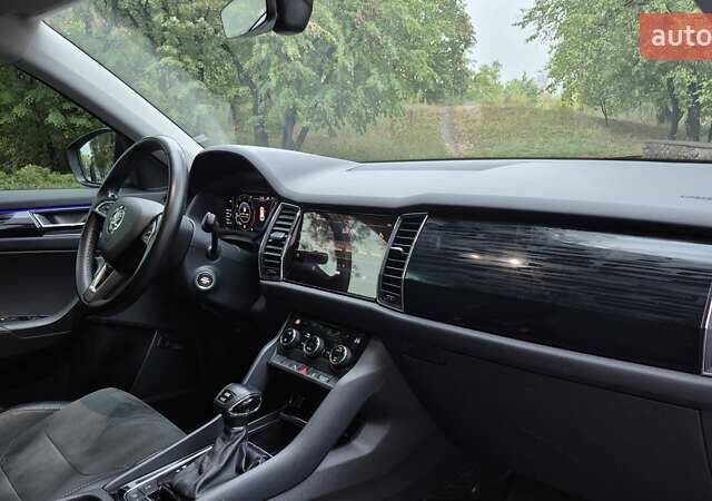Черный Шкода Kodiaq, объемом двигателя 1.98 л и пробегом 98 тыс. км за 26500 $, фото 17 на Automoto.ua