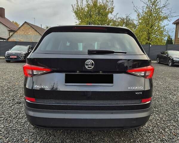 Черный Шкода Kodiaq, объемом двигателя 1.97 л и пробегом 175 тыс. км за 31999 $, фото 5 на Automoto.ua