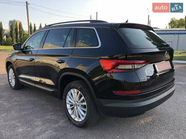 Шкода Kodiaq 2019 у Рівному на Automoto.ua Чорний Шкода Kodiaq, об'ємом двигуна 2.03 л та пробігом 236 тис. км за 25000 $, фото 4 на Automoto.ua