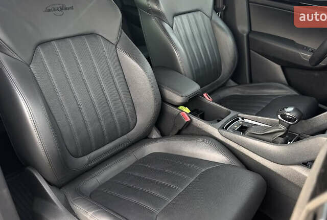 Чорний Шкода Kodiaq, об'ємом двигуна 1.97 л та пробігом 189 тис. км за 31500 $, фото 8 на Automoto.ua