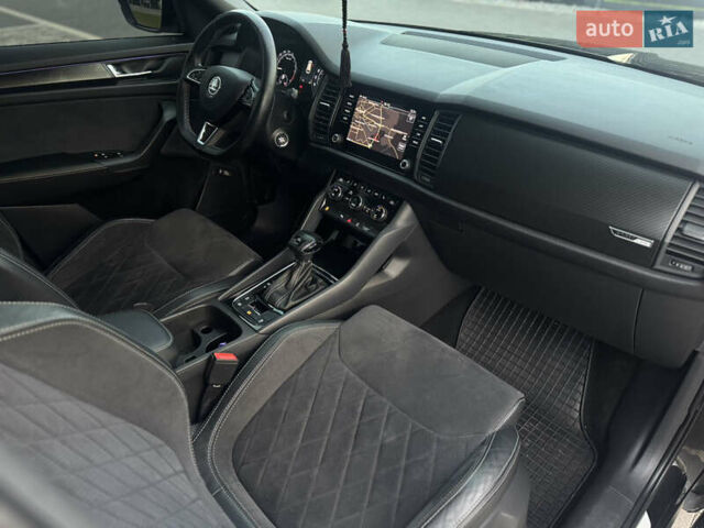 Черный Шкода Kodiaq, объемом двигателя 1.97 л и пробегом 220 тыс. км за 30999 $, фото 33 на Automoto.ua