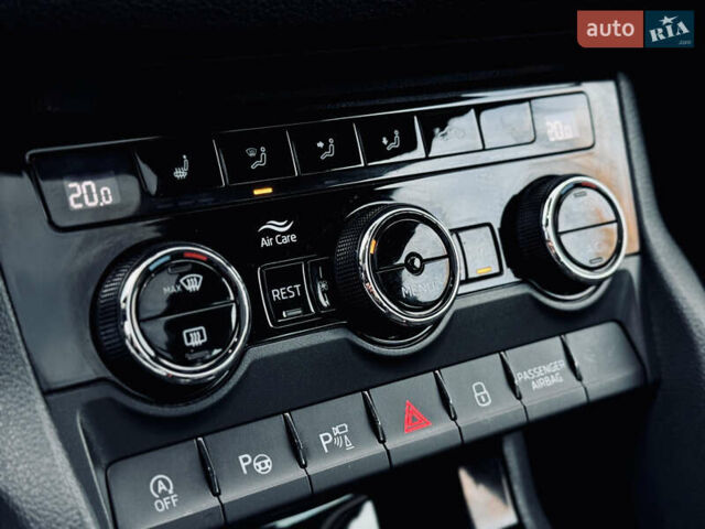 Чорний Шкода Kodiaq, об'ємом двигуна 1.97 л та пробігом 219 тис. км за 28999 $, фото 115 на Automoto.ua