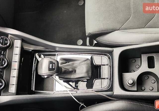 Шкода Kodiaq 2020 у Киеве на Automoto.ua Черный Шкода Kodiaq, об'ємом двигуна 1.97 л та пробігом 137 тис. км за 32000 $, фото 12 на Automoto.ua