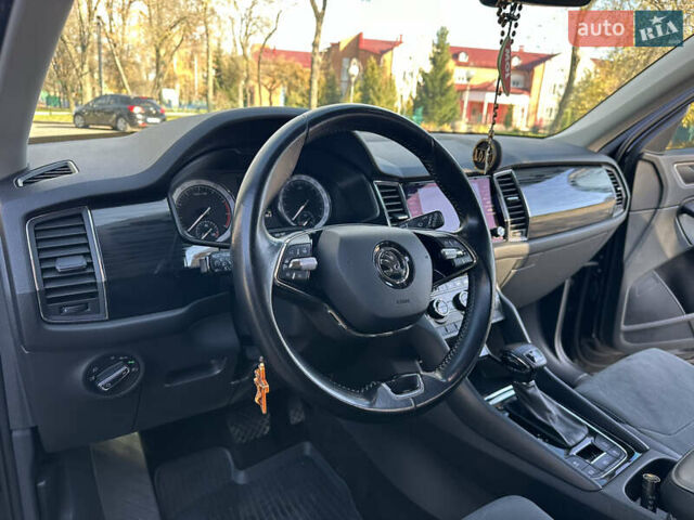 Черный Шкода Kodiaq, объемом двигателя 2 л и пробегом 169 тыс. км за 27000 $, фото 36 на Automoto.ua