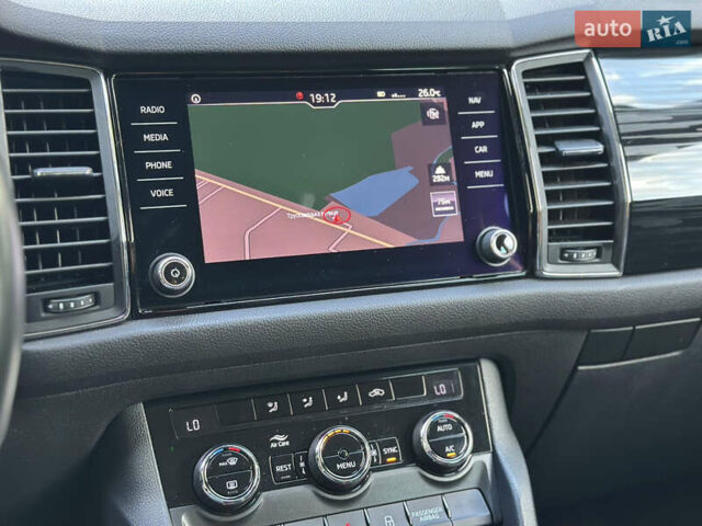 Черный Шкода Kodiaq, объемом двигателя 2 л и пробегом 198 тыс. км за 25900 $, фото 26 на Automoto.ua