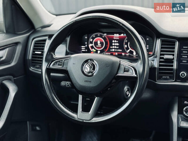 Чорний Шкода Kodiaq, об'ємом двигуна 1.97 л та пробігом 219 тис. км за 28999 $, фото 106 на Automoto.ua
