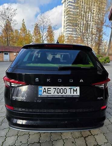 Черный Шкода Kodiaq, объемом двигателя 1.98 л и пробегом 90 тыс. км за 37500 $, фото 5 на Automoto.ua