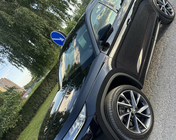 Черный Шкода Kodiaq, объемом двигателя 1.97 л и пробегом 229 тыс. км за 30800 $, фото 2 на Automoto.ua