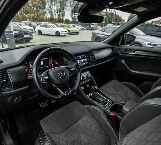 Чорний Шкода Kodiaq, об'ємом двигуна 2 л та пробігом 98 тис. км за 39500 $, фото 4 на Automoto.ua
