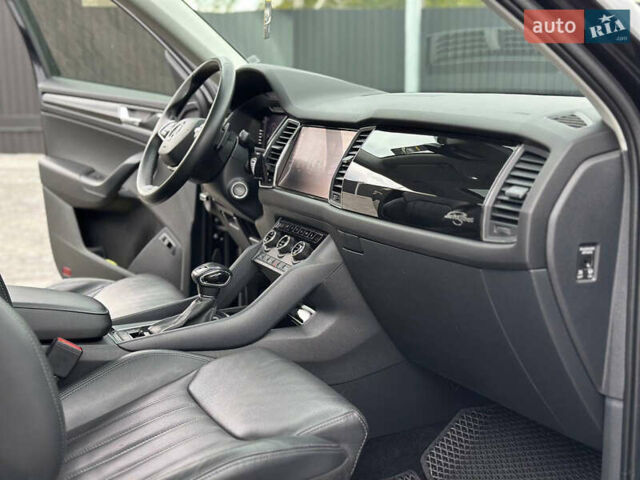 Шкода Kodiaq 2020 у Дніпро (Дніпропетровську) на Automoto.ua Чорний Шкода Kodiaq, об'ємом двигуна 1.97 л та пробігом 199 тис. км за 33999 $, фото 35 на Automoto.ua