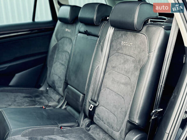 Чорний Шкода Kodiaq, об'ємом двигуна 1.97 л та пробігом 219 тис. км за 28999 $, фото 76 на Automoto.ua