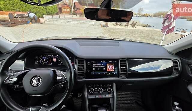 Черный Шкода Kodiaq, объемом двигателя 1.98 л и пробегом 90 тыс. км за 37500 $, фото 18 на Automoto.ua