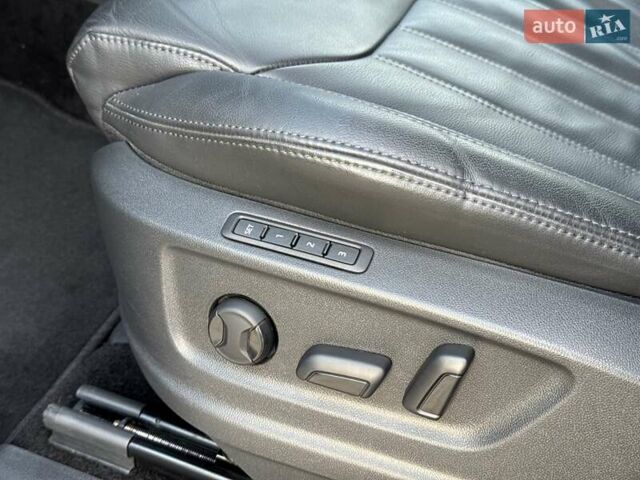 Черный Шкода Kodiaq, объемом двигателя 1.97 л и пробегом 185 тыс. км за 32800 $, фото 42 на Automoto.ua