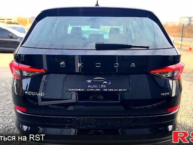 Черный Шкода Kodiaq, объемом двигателя 2 л и пробегом 179 тыс. км за 32500 $, фото 4 на Automoto.ua