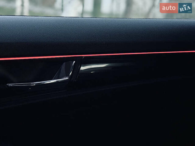 Чорний Шкода Kodiaq, об'ємом двигуна 1.97 л та пробігом 219 тис. км за 28999 $, фото 148 на Automoto.ua