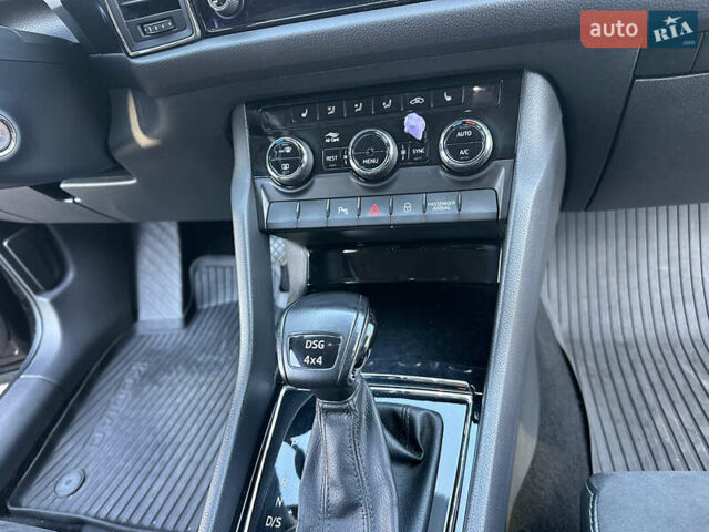 Черный Шкода Kodiaq, объемом двигателя 2 л и пробегом 169 тыс. км за 27000 $, фото 55 на Automoto.ua