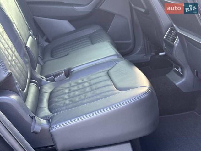 Черный Шкода Kodiaq, объемом двигателя 1.97 л и пробегом 185 тыс. км за 32800 $, фото 80 на Automoto.ua