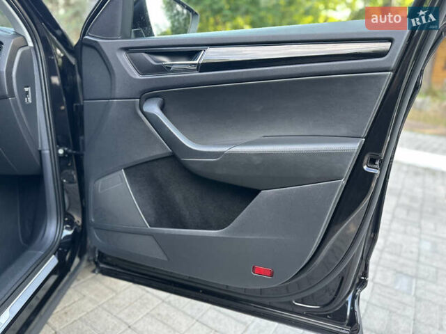 Черный Шкода Kodiaq, объемом двигателя 2 л и пробегом 198 тыс. км за 25900 $, фото 43 на Automoto.ua