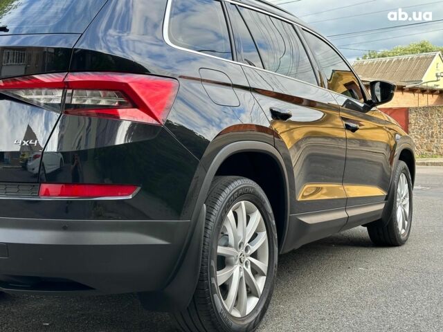 Черный Шкода Kodiaq, объемом двигателя 2 л и пробегом 150 тыс. км за 29290 $, фото 11 на Automoto.ua