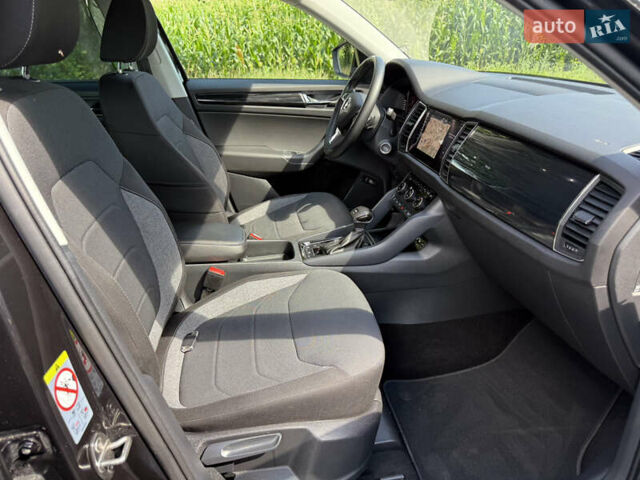 Черный Шкода Kodiaq, объемом двигателя 1.97 л и пробегом 237 тыс. км за 28000 $, фото 10 на Automoto.ua
