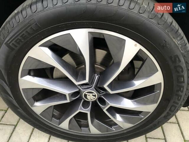 Черный Шкода Kodiaq, объемом двигателя 1.97 л и пробегом 155 тыс. км за 31500 $, фото 24 на Automoto.ua
