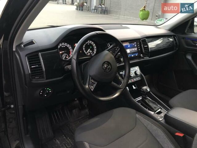 Черный Шкода Kodiaq, объемом двигателя 1.97 л и пробегом 155 тыс. км за 31500 $, фото 29 на Automoto.ua