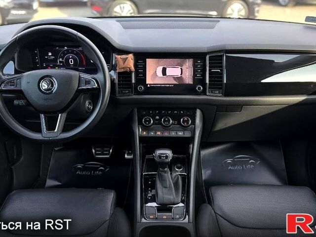 Черный Шкода Kodiaq, объемом двигателя 2 л и пробегом 179 тыс. км за 32500 $, фото 6 на Automoto.ua
