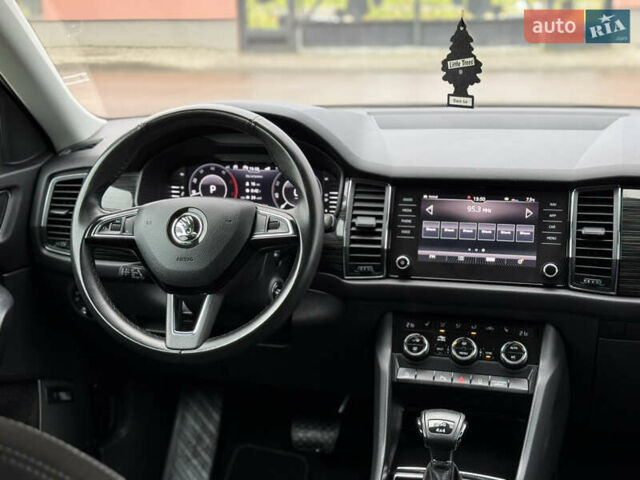 Черный Шкода Kodiaq, объемом двигателя 2 л и пробегом 237 тыс. км за 26555 $, фото 100 на Automoto.ua