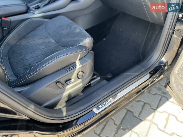 Черный Шкода Kodiaq, объемом двигателя 2 л и пробегом 190 тыс. км за 33999 $, фото 51 на Automoto.ua