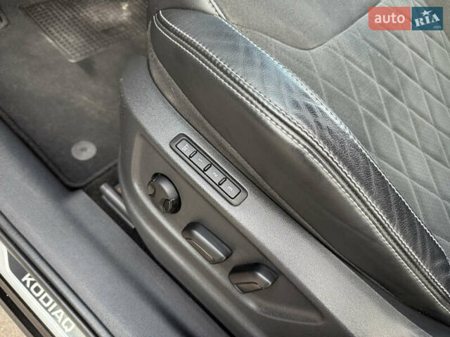Черный Шкода Kodiaq, объемом двигателя 2 л и пробегом 160 тыс. км за 33499 $, фото 42 на Automoto.ua