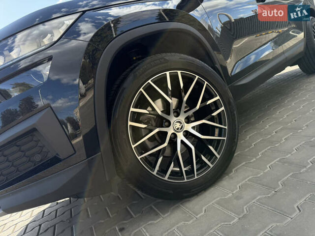 Черный Шкода Kodiaq, объемом двигателя 2 л и пробегом 60 тыс. км за 35800 $, фото 15 на Automoto.ua