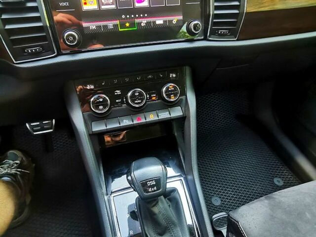 Чорний Шкода Kodiaq, об'ємом двигуна 2 л та пробігом 59 тис. км за 34000 $, фото 6 на Automoto.ua