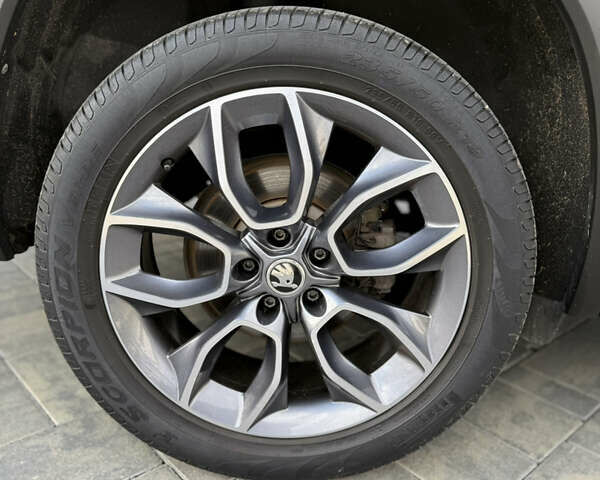 Черный Шкода Kodiaq, объемом двигателя 2 л и пробегом 175 тыс. км за 35499 $, фото 93 на Automoto.ua