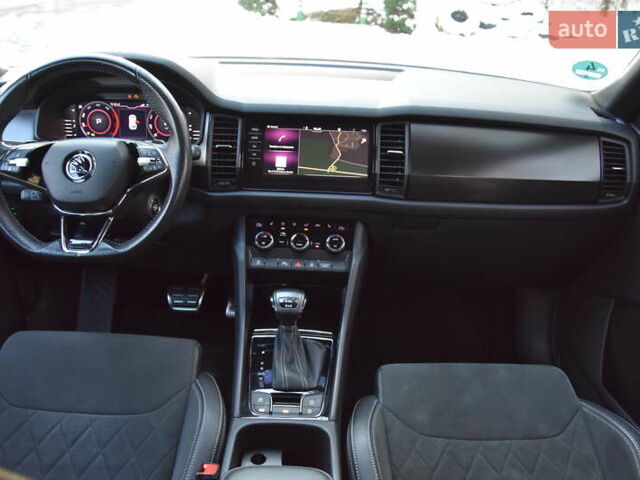 Чорний Шкода Kodiaq, об'ємом двигуна 2 л та пробігом 160 тис. км за 31999 $, фото 28 на Automoto.ua