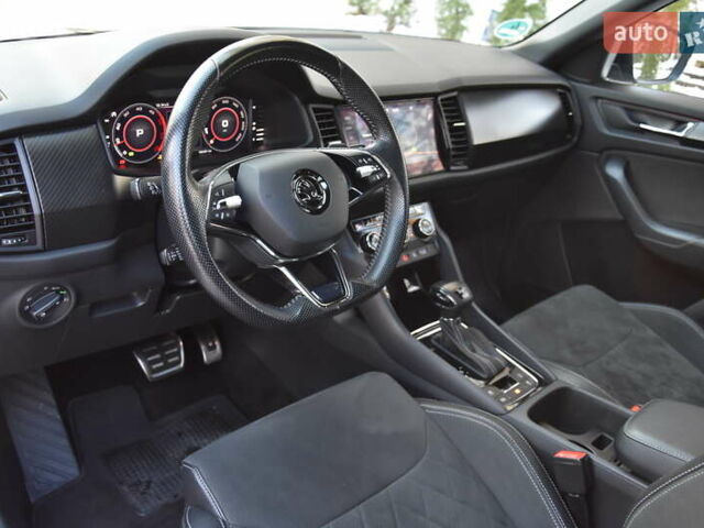 Чорний Шкода Kodiaq, об'ємом двигуна 2 л та пробігом 160 тис. км за 31999 $, фото 35 на Automoto.ua