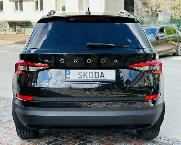 Чорний Шкода Kodiaq, об'ємом двигуна 1.98 л та пробігом 5 тис. км за 34999 $, фото 4 на Automoto.ua