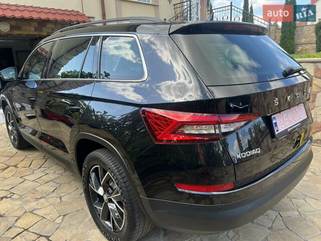 Черный Шкода Kodiaq, объемом двигателя 0 л и пробегом 165 тыс. км за 27100 $, фото 3 на Automoto.ua