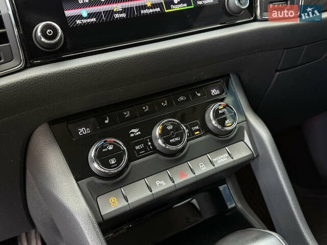 Черный Шкода Kodiaq, объемом двигателя 2 л и пробегом 60 тыс. км за 35800 $, фото 35 на Automoto.ua