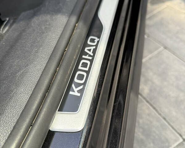 Черный Шкода Kodiaq, объемом двигателя 2 л и пробегом 175 тыс. км за 35499 $, фото 83 на Automoto.ua