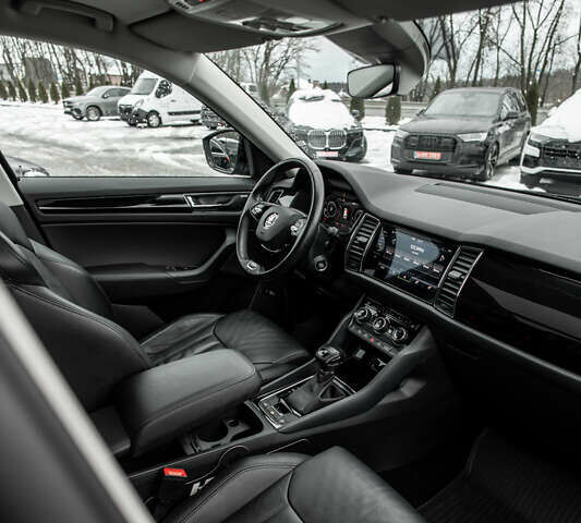 Черный Шкода Kodiaq, объемом двигателя 0 л и пробегом 99 тыс. км за 39500 $, фото 14 на Automoto.ua