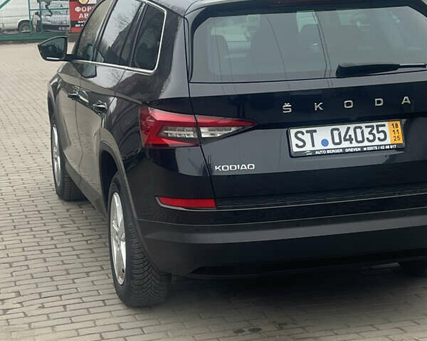 Чорний Шкода Kodiaq, об'ємом двигуна 1.97 л та пробігом 201 тис. км за 32850 $, фото 5 на Automoto.ua
