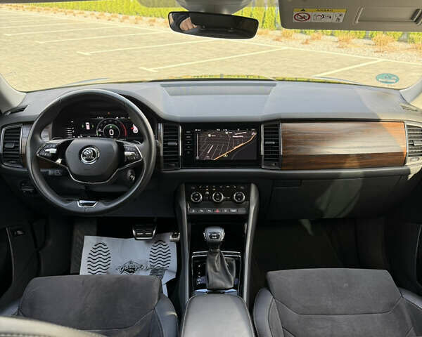 Черный Шкода Kodiaq, объемом двигателя 2 л и пробегом 175 тыс. км за 35499 $, фото 58 на Automoto.ua