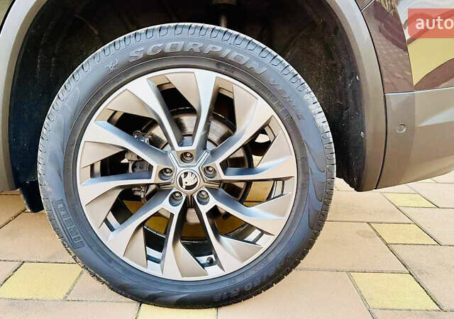 Черный Шкода Kodiaq, объемом двигателя 2 л и пробегом 104 тыс. км за 28900 $, фото 65 на Automoto.ua