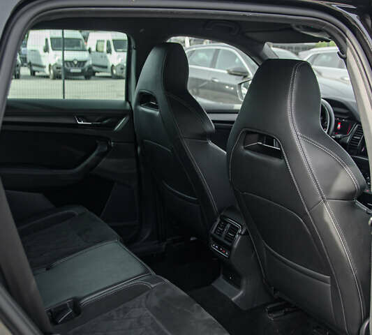 Чорний Шкода Kodiaq, об'ємом двигуна 0 л та пробігом 106 тис. км за 39003 $, фото 43 на Automoto.ua