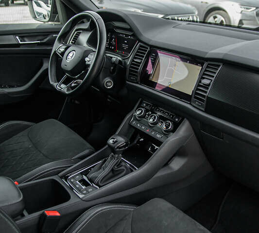 Чорний Шкода Kodiaq, об'ємом двигуна 0 л та пробігом 106 тис. км за 39003 $, фото 49 на Automoto.ua