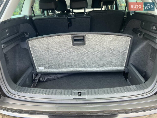 Черный Шкода Kodiaq, объемом двигателя 0 л и пробегом 165 тыс. км за 27100 $, фото 7 на Automoto.ua